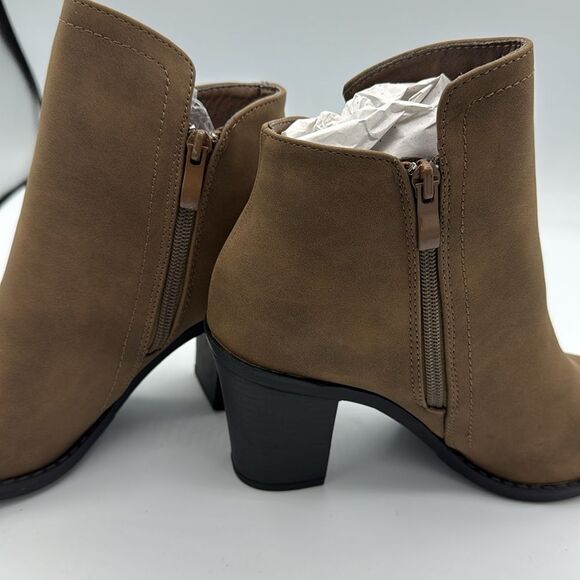 Toffee Bootie heeled 7.5 NWT Justina - Bonnibel - Picture 6 of 6